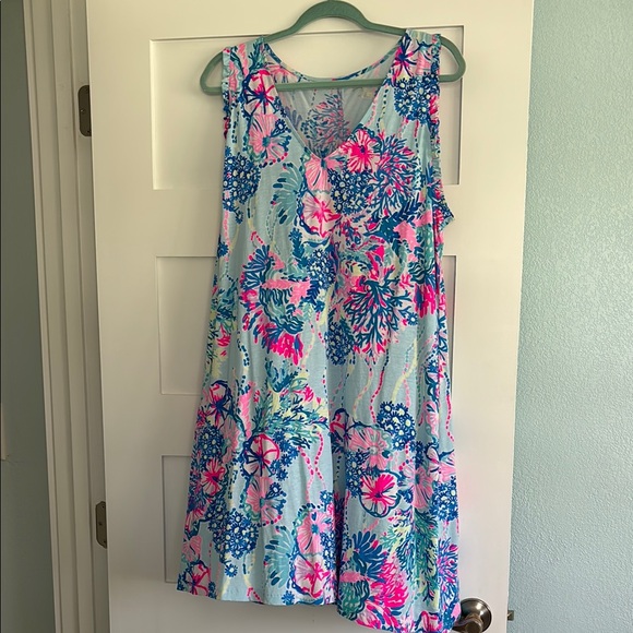 Lilly Pulitzer Dresses & Skirts - Lilly Pulitzer Blue Sleeveless V-Neck Sundress
